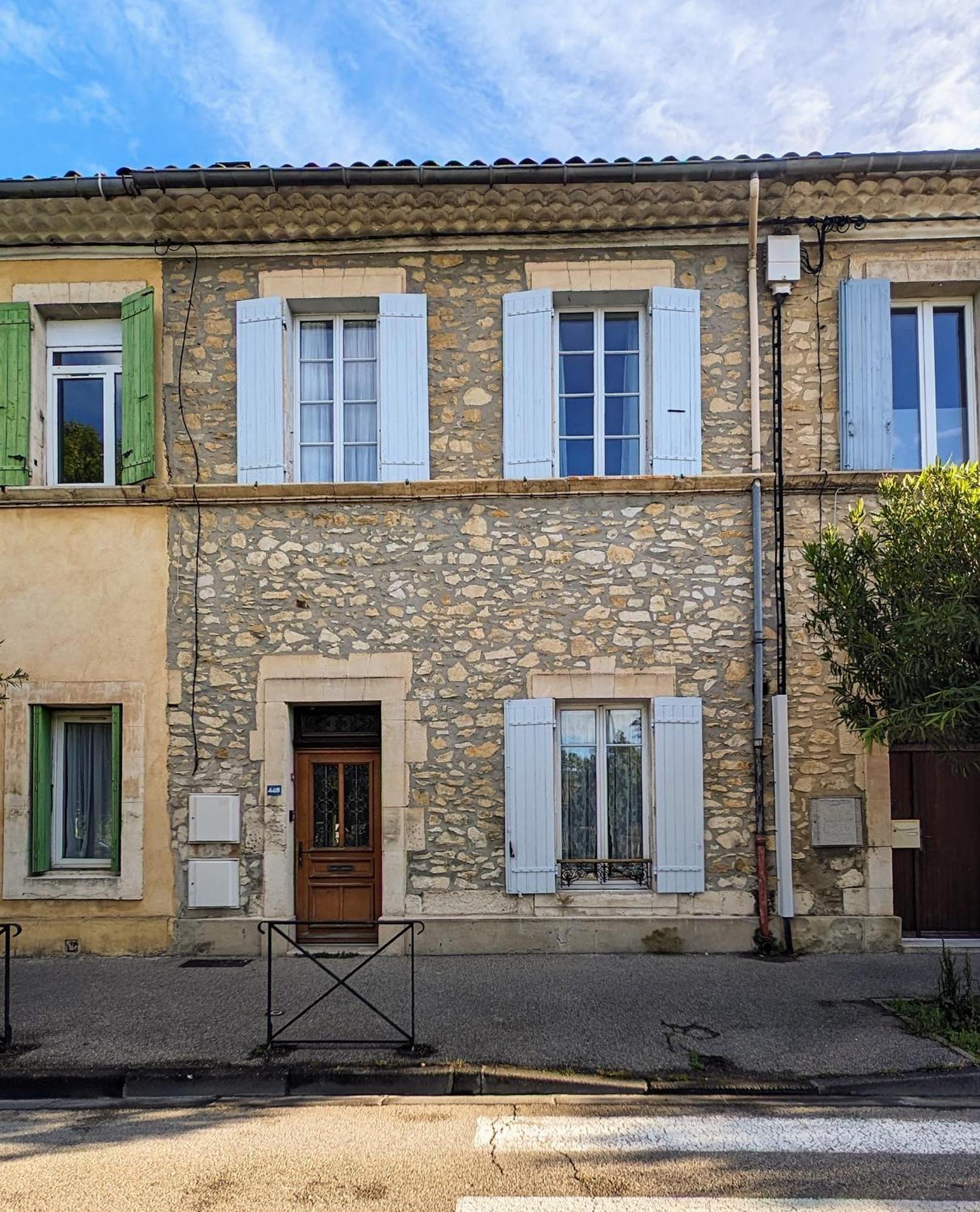 Maison De Style Tout Confort, Position Ideale, Avec Clim Et Petit Exterieur Orange  Luaran gambar
